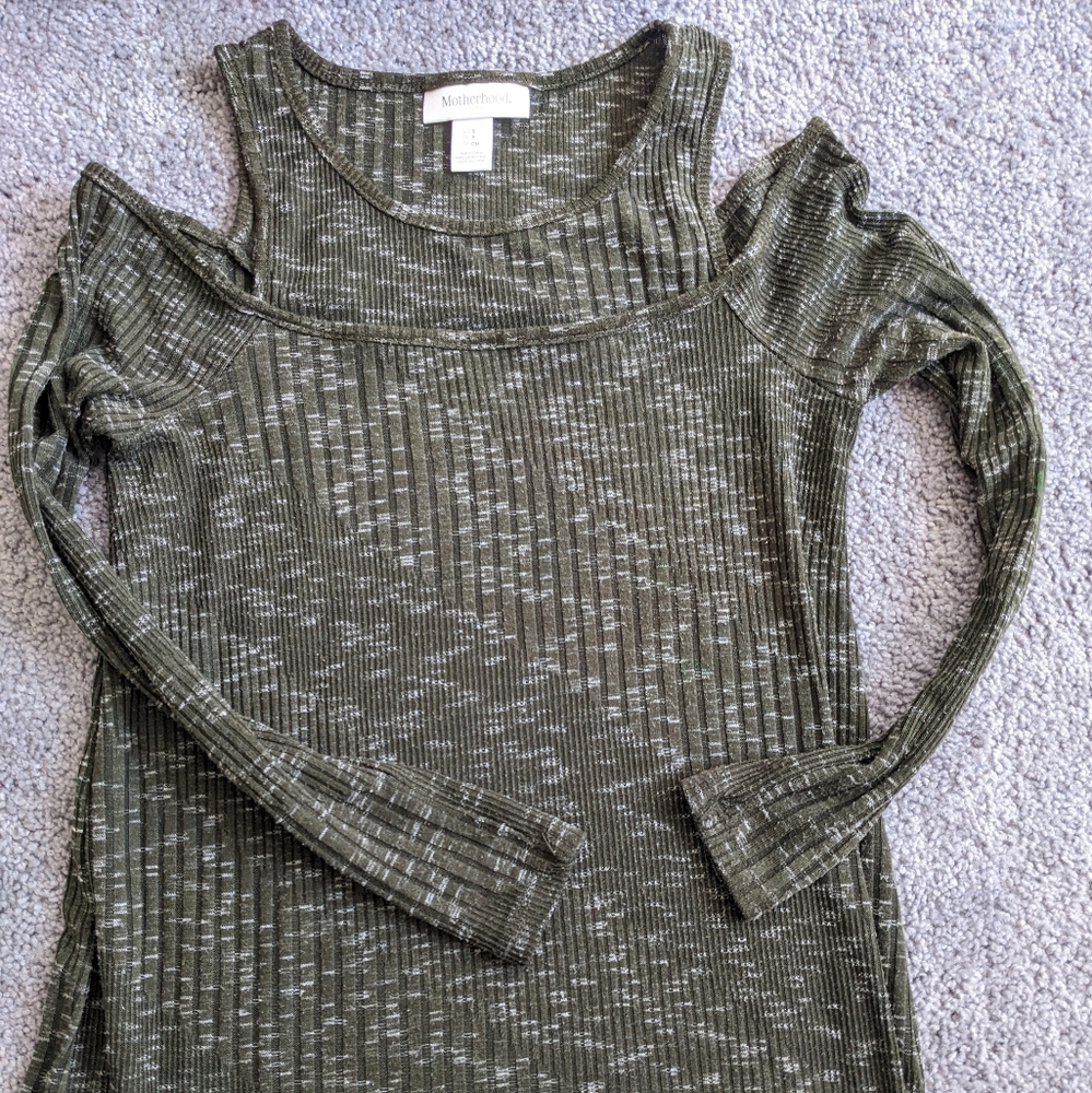 Maternity blouse Motherhood . Green patterned. Small size.